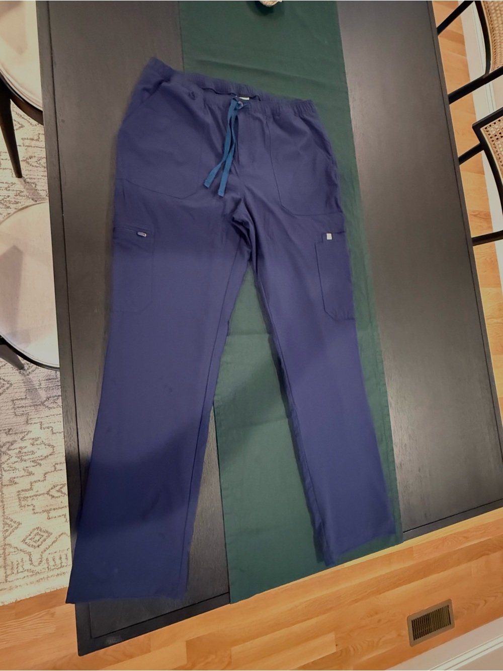 FIGS Technical Collection Navy Cargo Scrub Pants Men Size L  (can be used Unisex